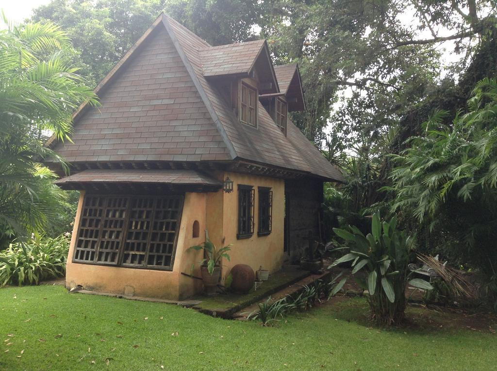Отель Hacienda San Pedro Uruapan  Номер фото